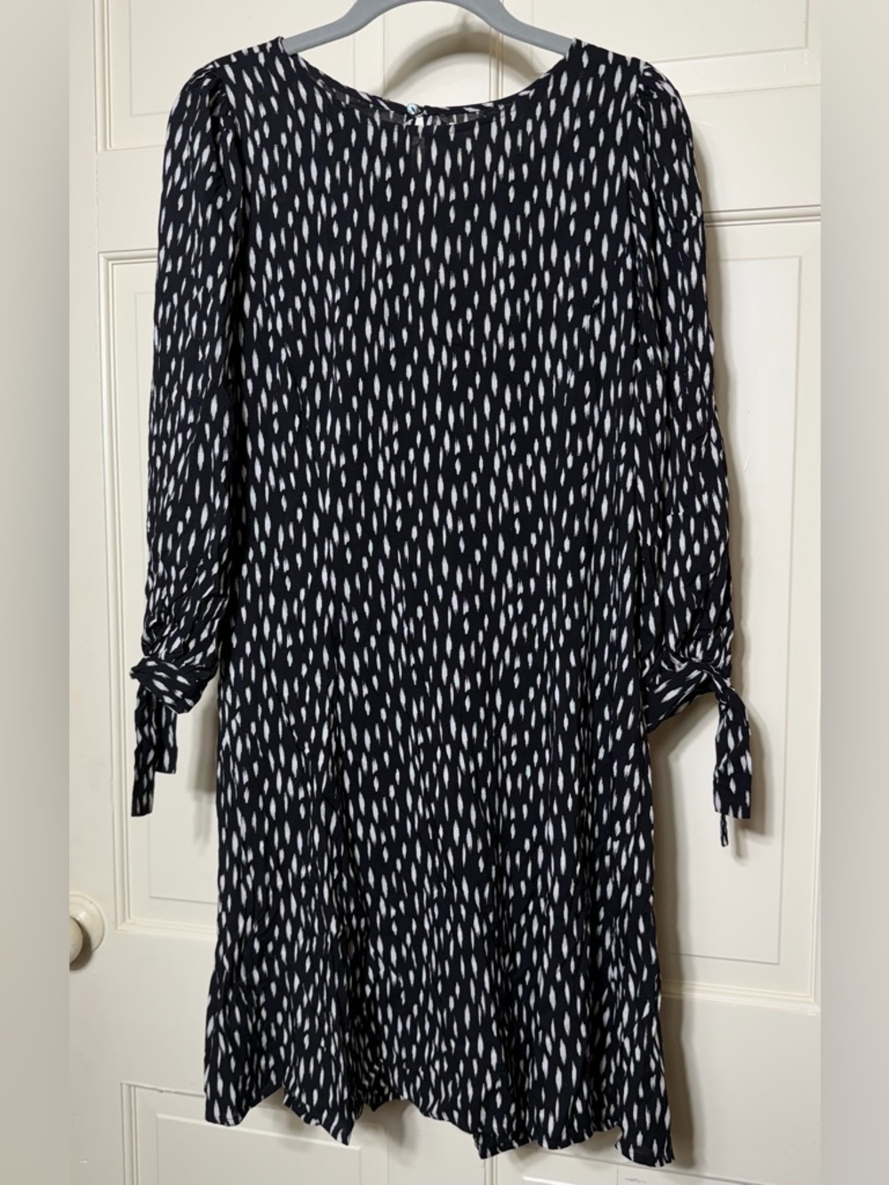 Velvet by Graham & Spencer Long Sleeve Dress